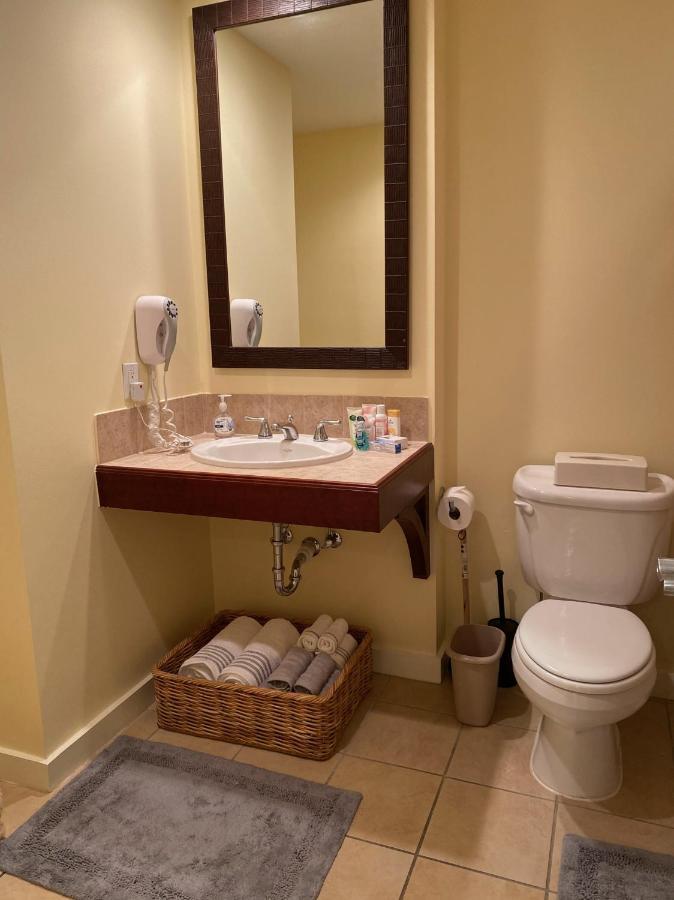 דסטין Ocean View Luxurious Condo-Best Location + Balcony מראה חיצוני תמונה